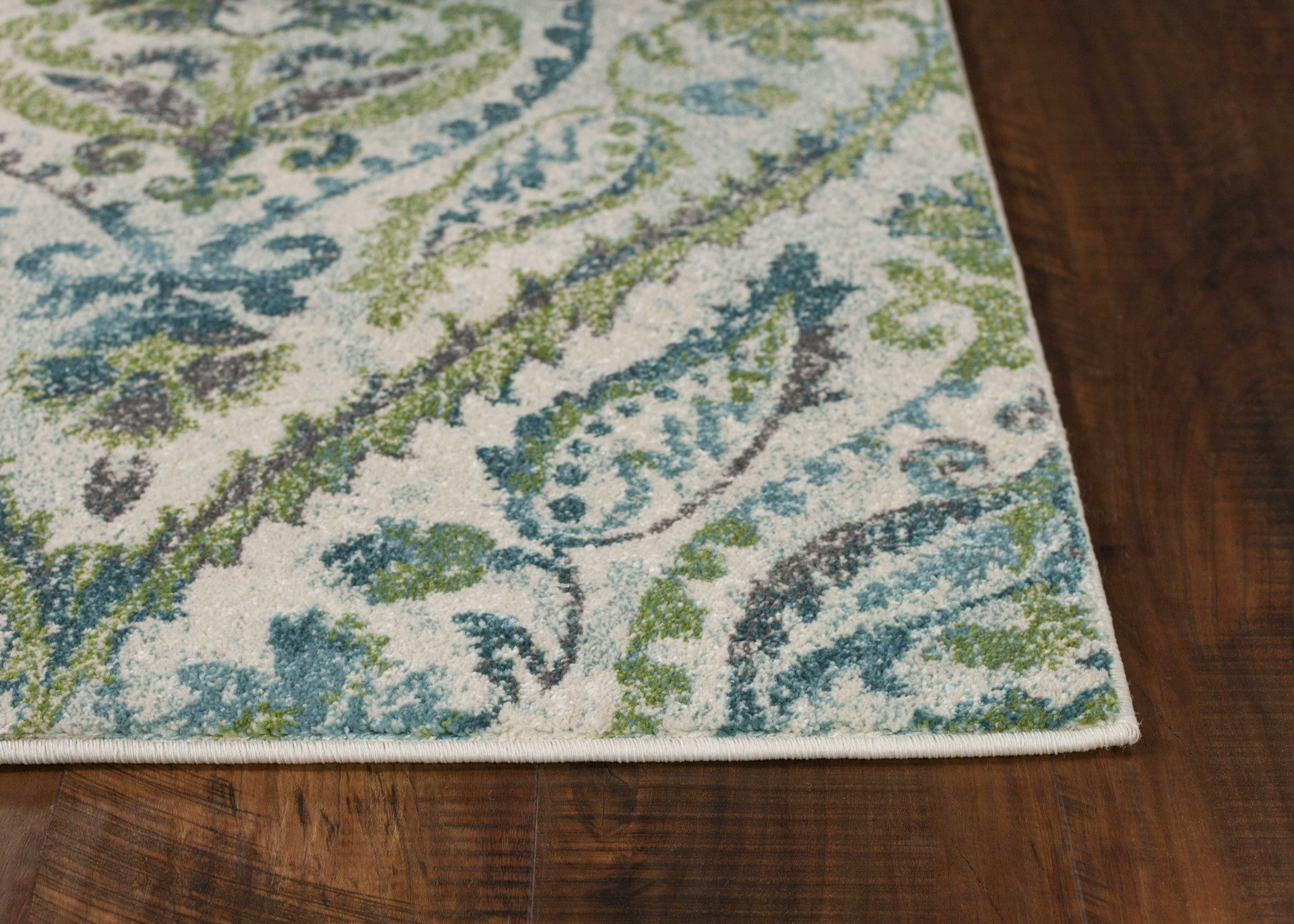 7' X 10'  Polypropylene Ivory Or Teal Area Rug