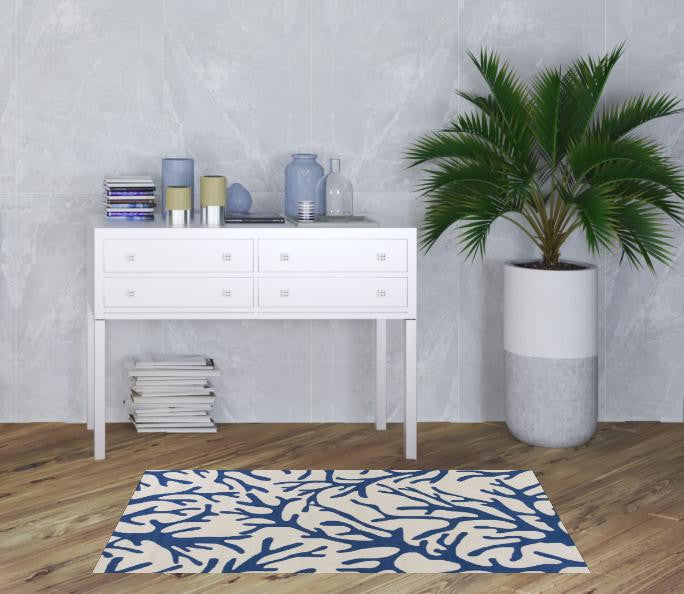 5' X 7' Ivory Or Blue Coral Indoor Area Rug