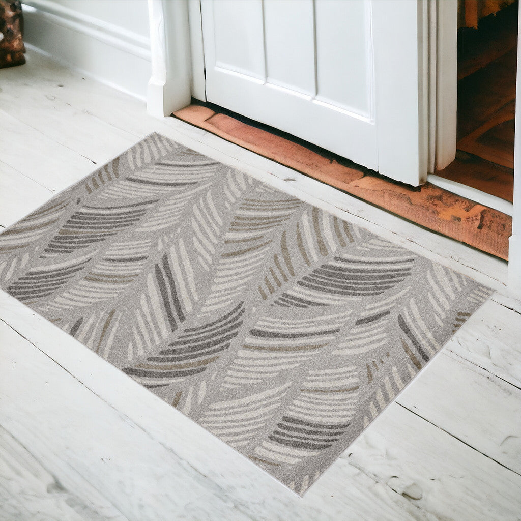 2' X 3' Grey And Beige Waves Accent Rug