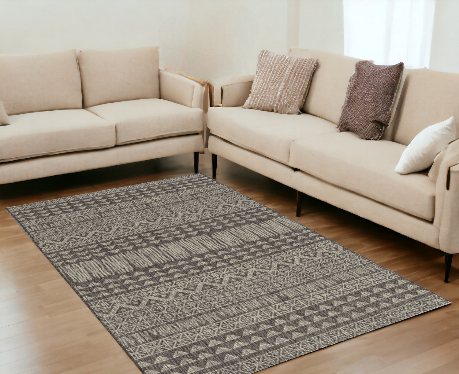 5' X 8' Charcoal Aztec Pattern Rug