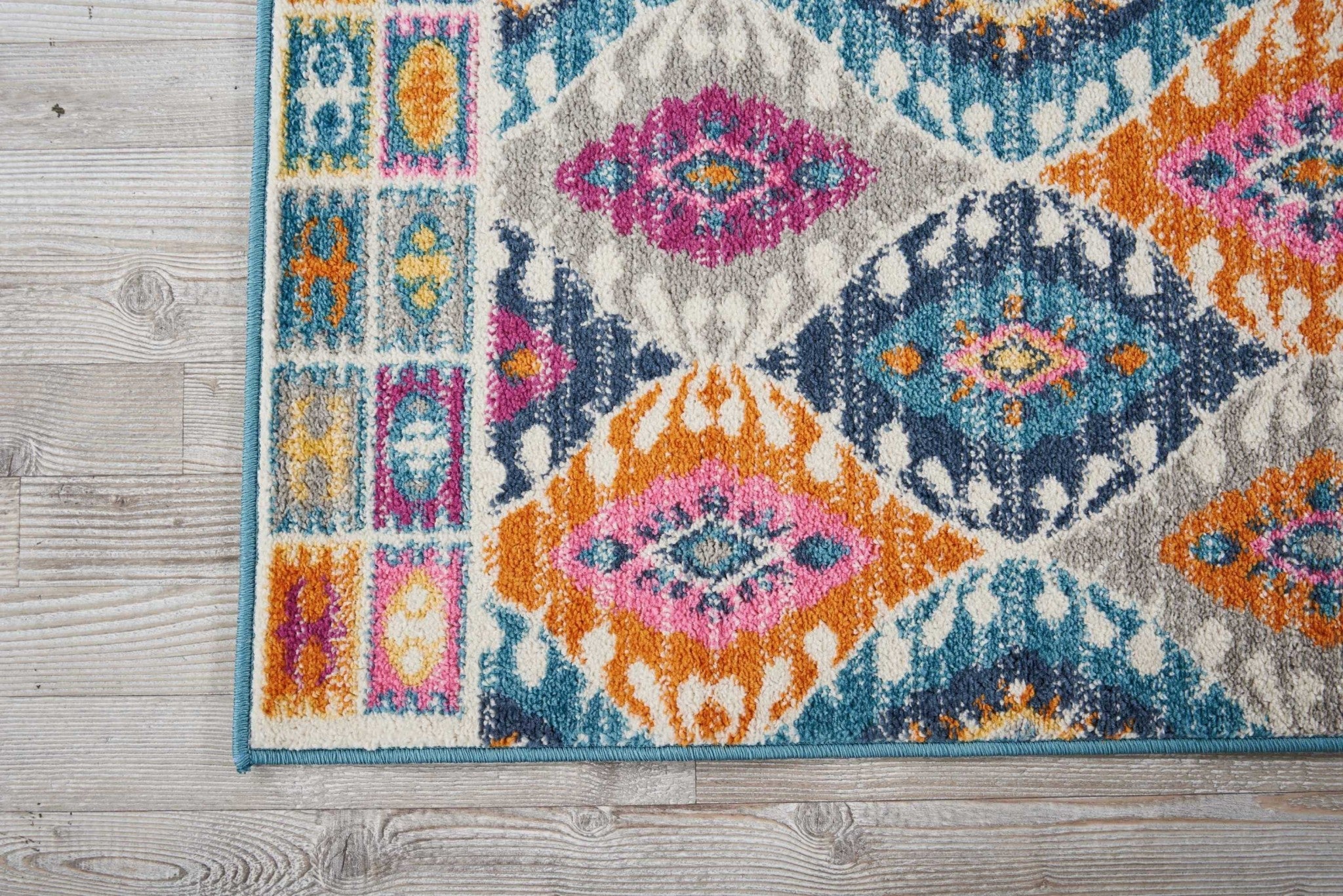 5' X 7' Blue And Pink Ogee Power Loom Area Rug