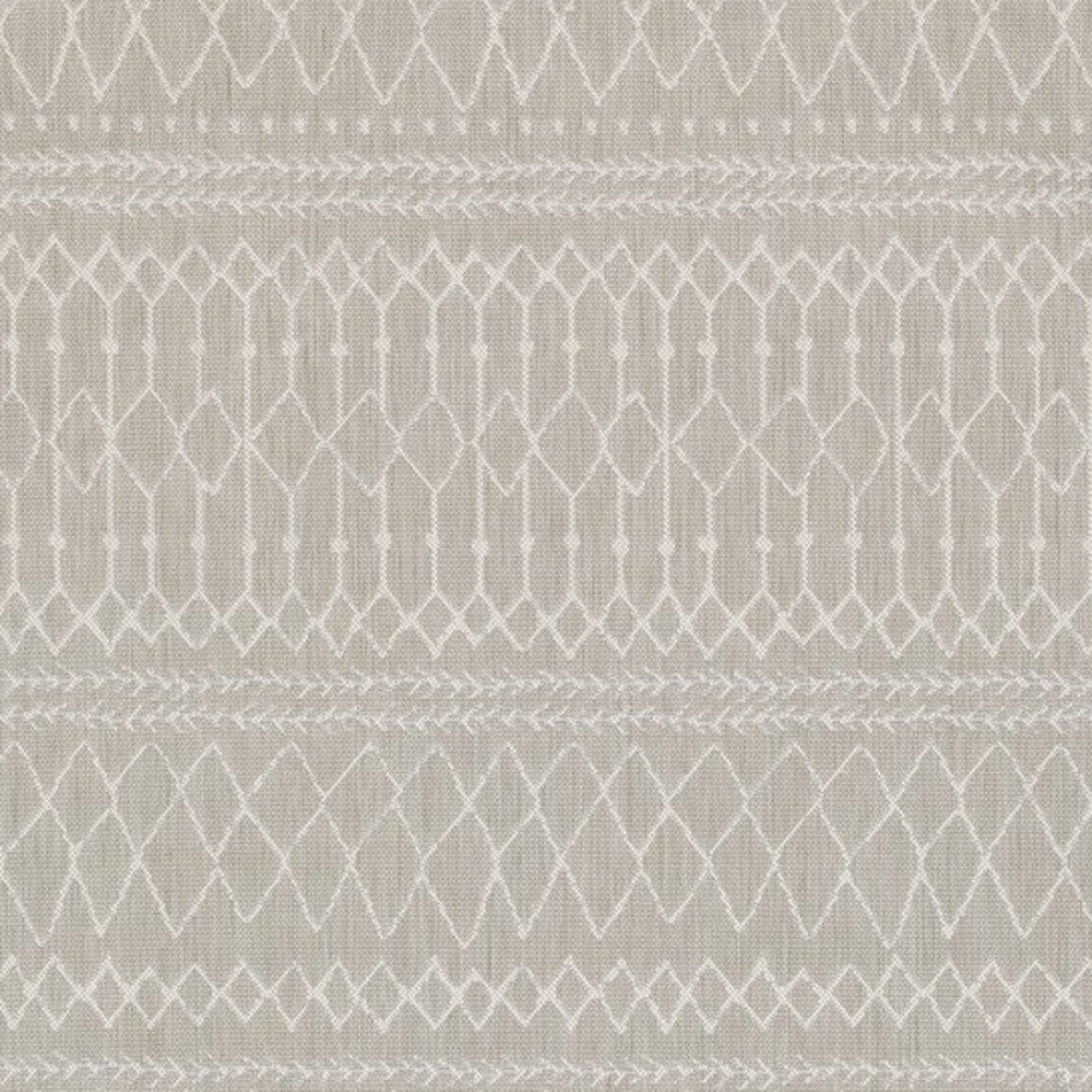 10' x 13' Gray and Ivory Indoor Outdoor Area Rug