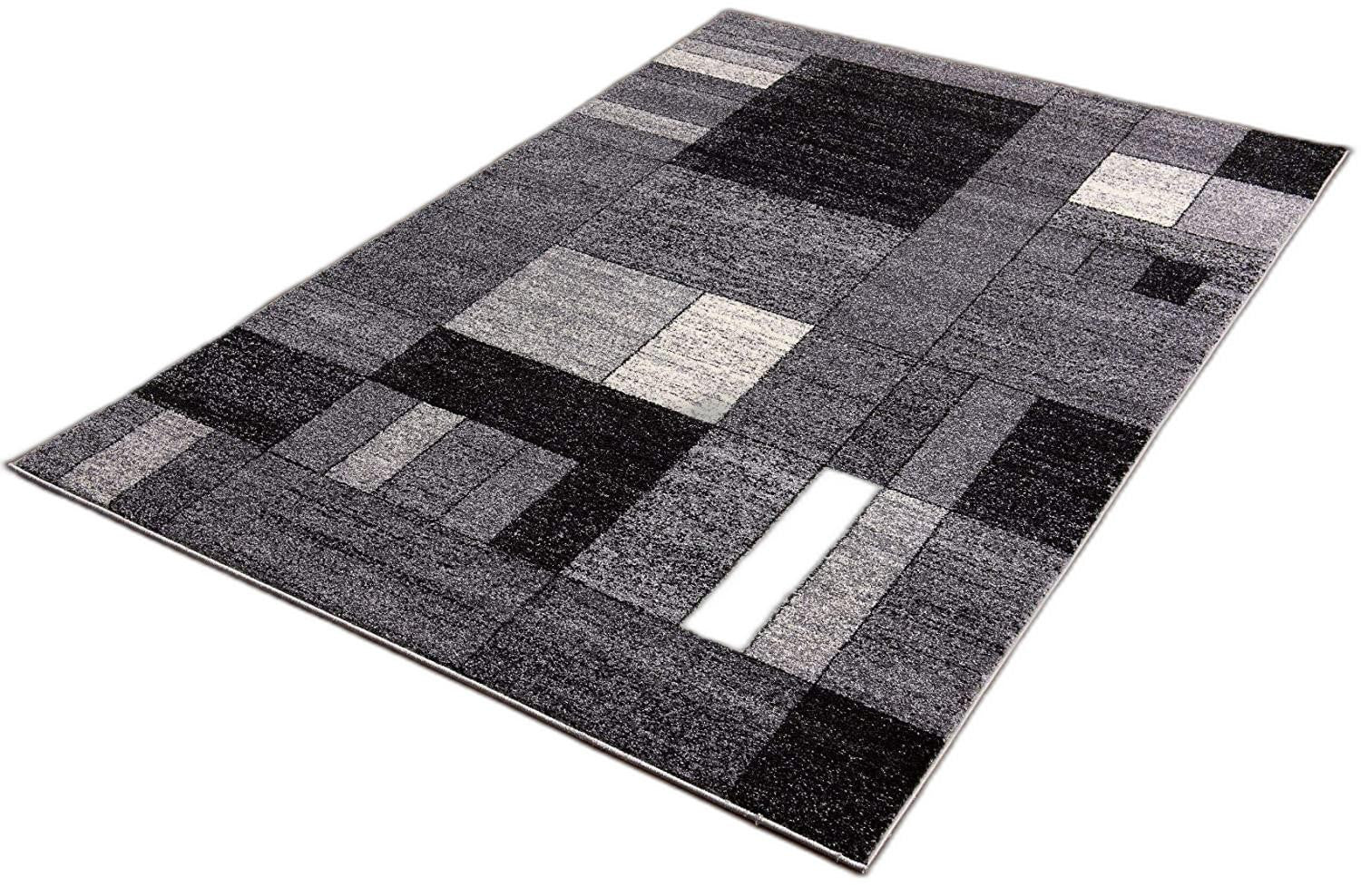 4’ X 6’ Gray Distressed Geometric Area Rug