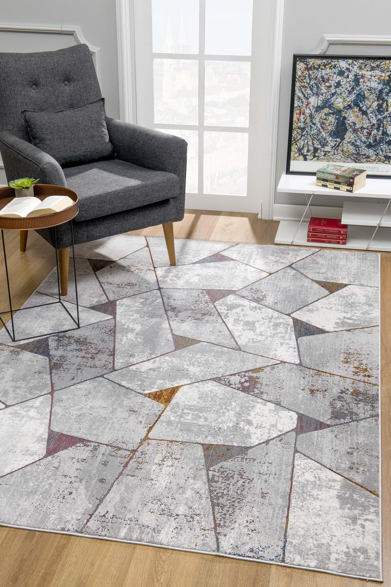 5' X 8' Grey Geometric Area Rug