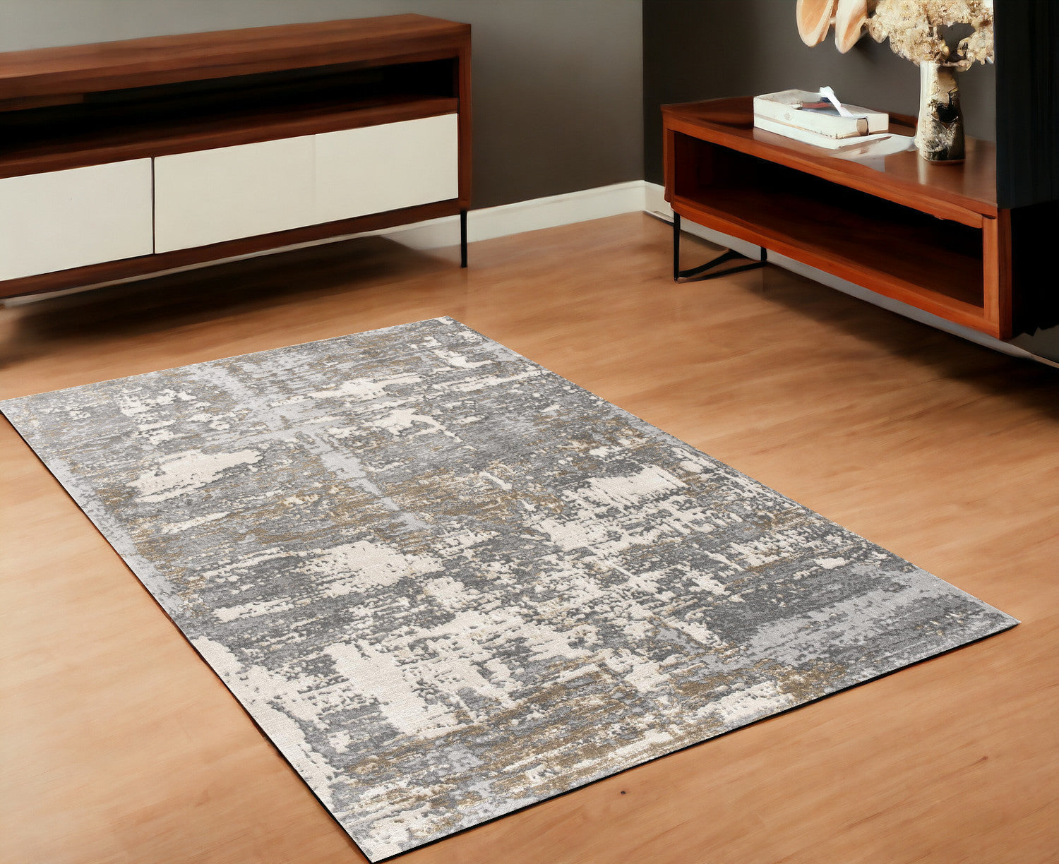 7’ X 10’ Beige And Gray Distressed Area Rug