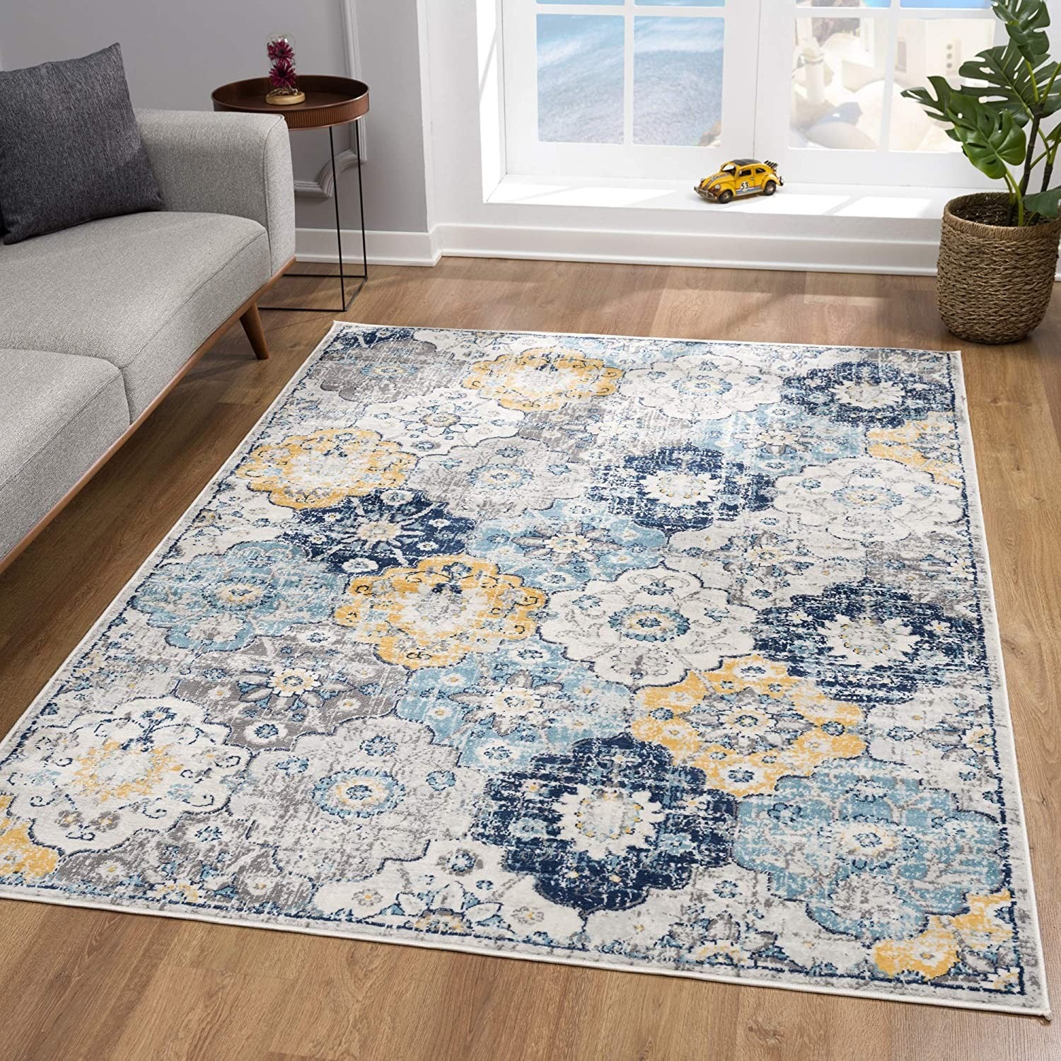 2' X 4' Blue Floral Dhurrie Area Rug