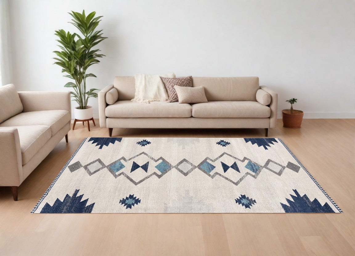 4' X 6' Cream Southwestern Dhurrie Area Rug