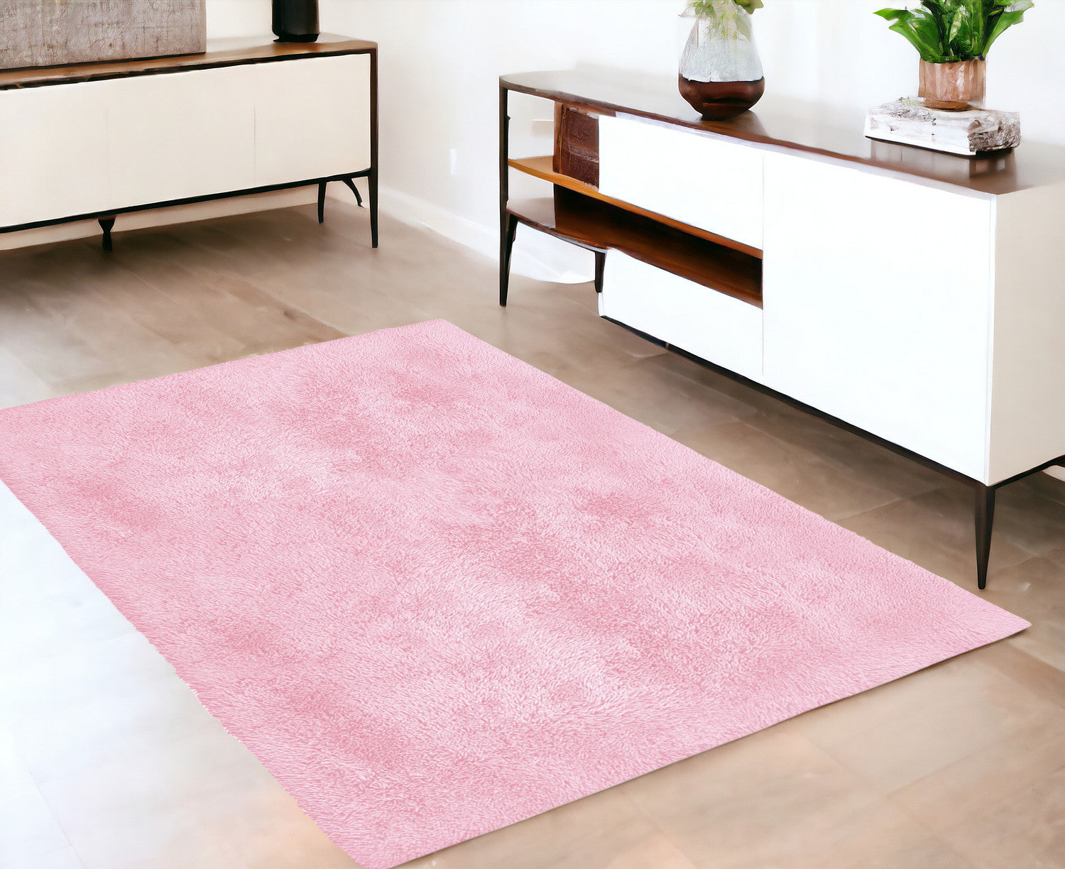 4' X 5' Pink Shag Power Loom Area Rug