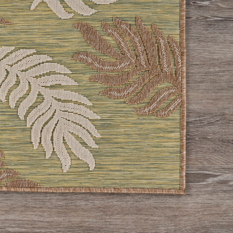 5' X 7' Green And Ivory Indoor Outdoor Area Rug
