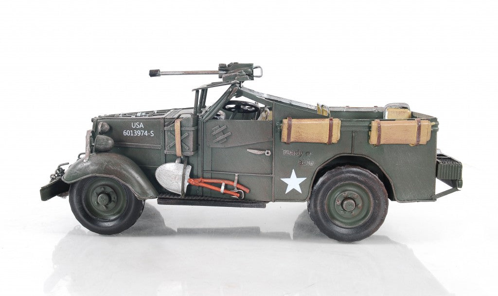 c1941 30 CWT Chevrolet 1533X2 Sculpture