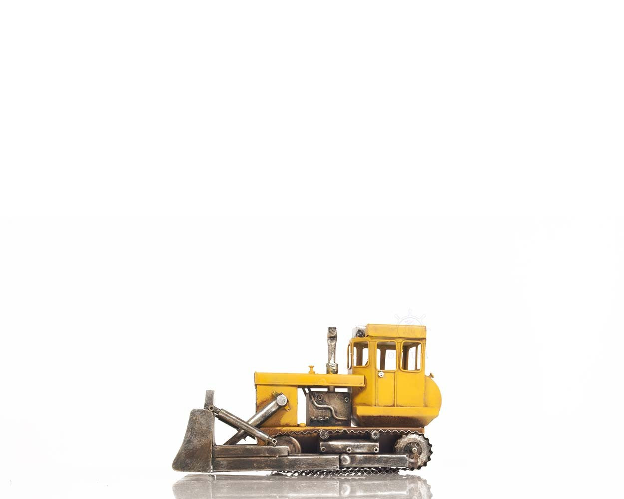 Chevrolet Tow Truck Sculpture