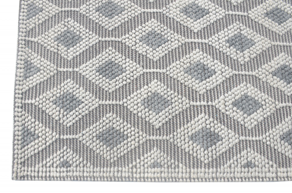 5' X 7' Gray Geometric Dhurrie Area Rug