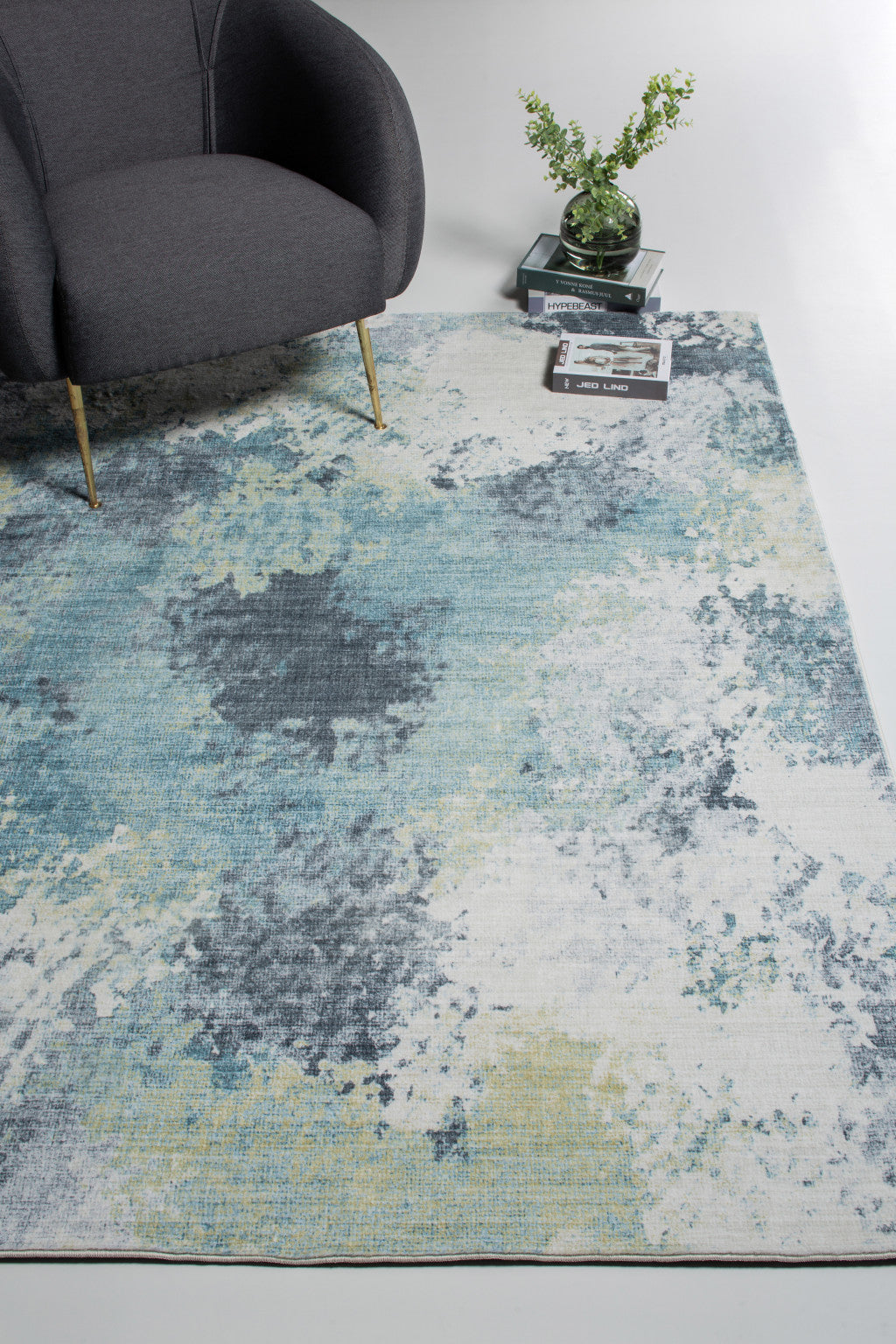 5' X 8' Blue And Ivory Abstract Dhurrie Area Rug