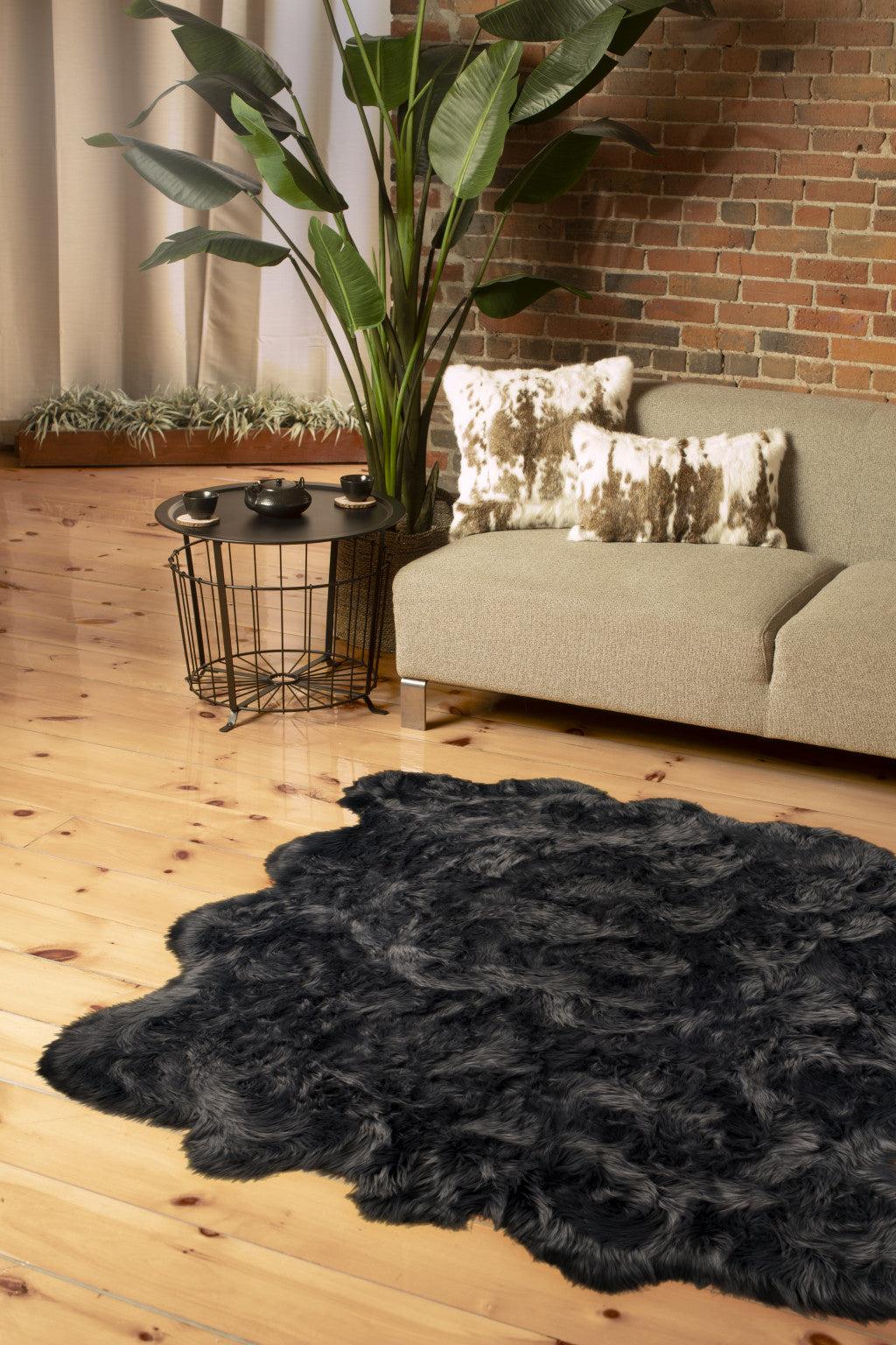 6' X 6' Grey Faux Fur Washable Non Skid Area Rug