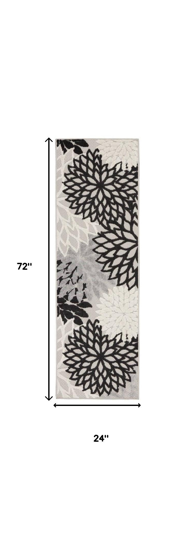 2' X 6' Black And White Floral Non Skid Indoor Outdoor Runner Rug