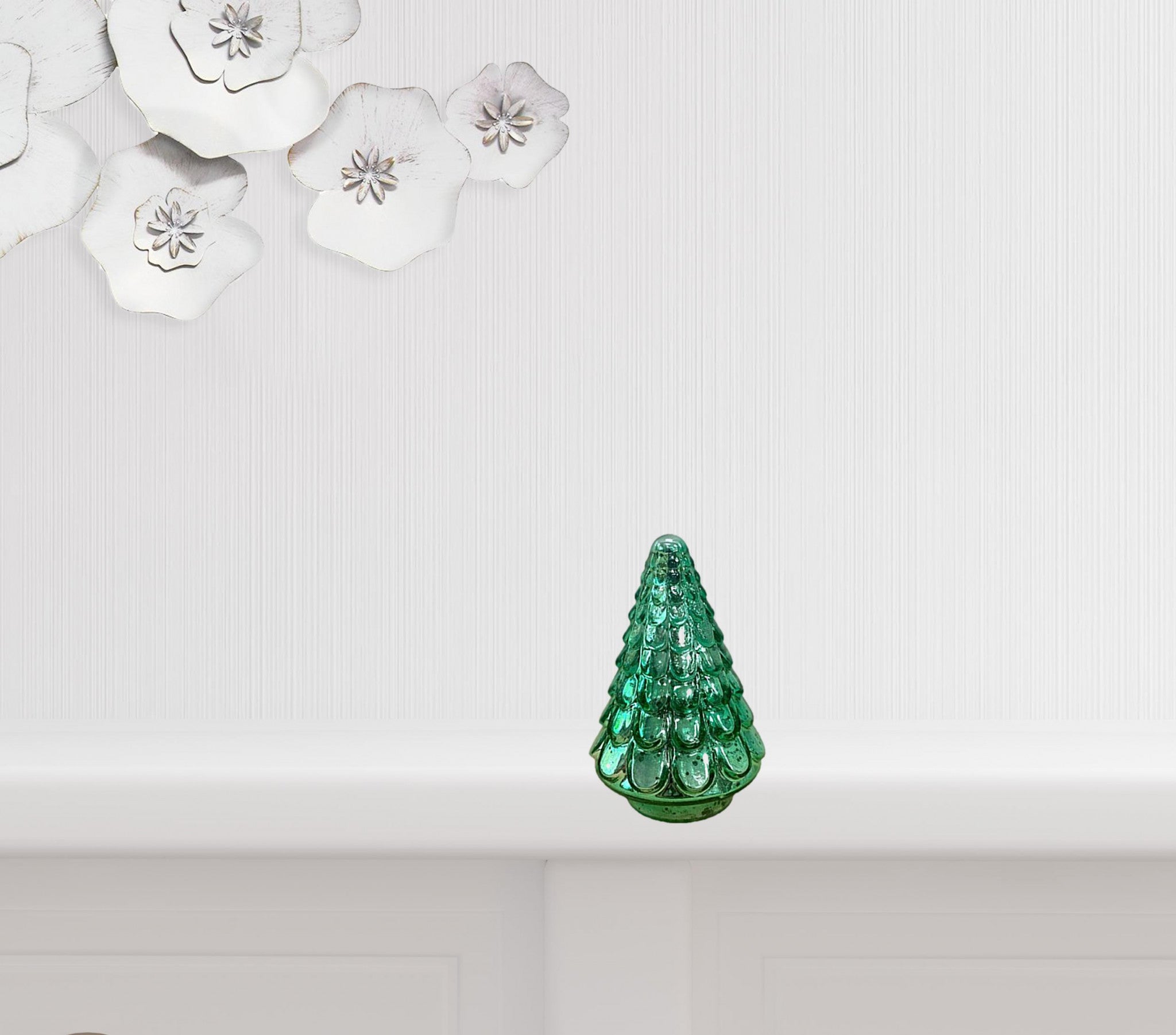 7" Embossed Green Glass Christmas Tree Sculpture