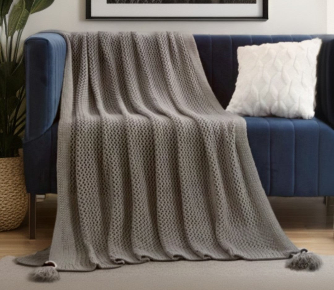 Gray Knitted Acrylic Solid Color Throw Blanket